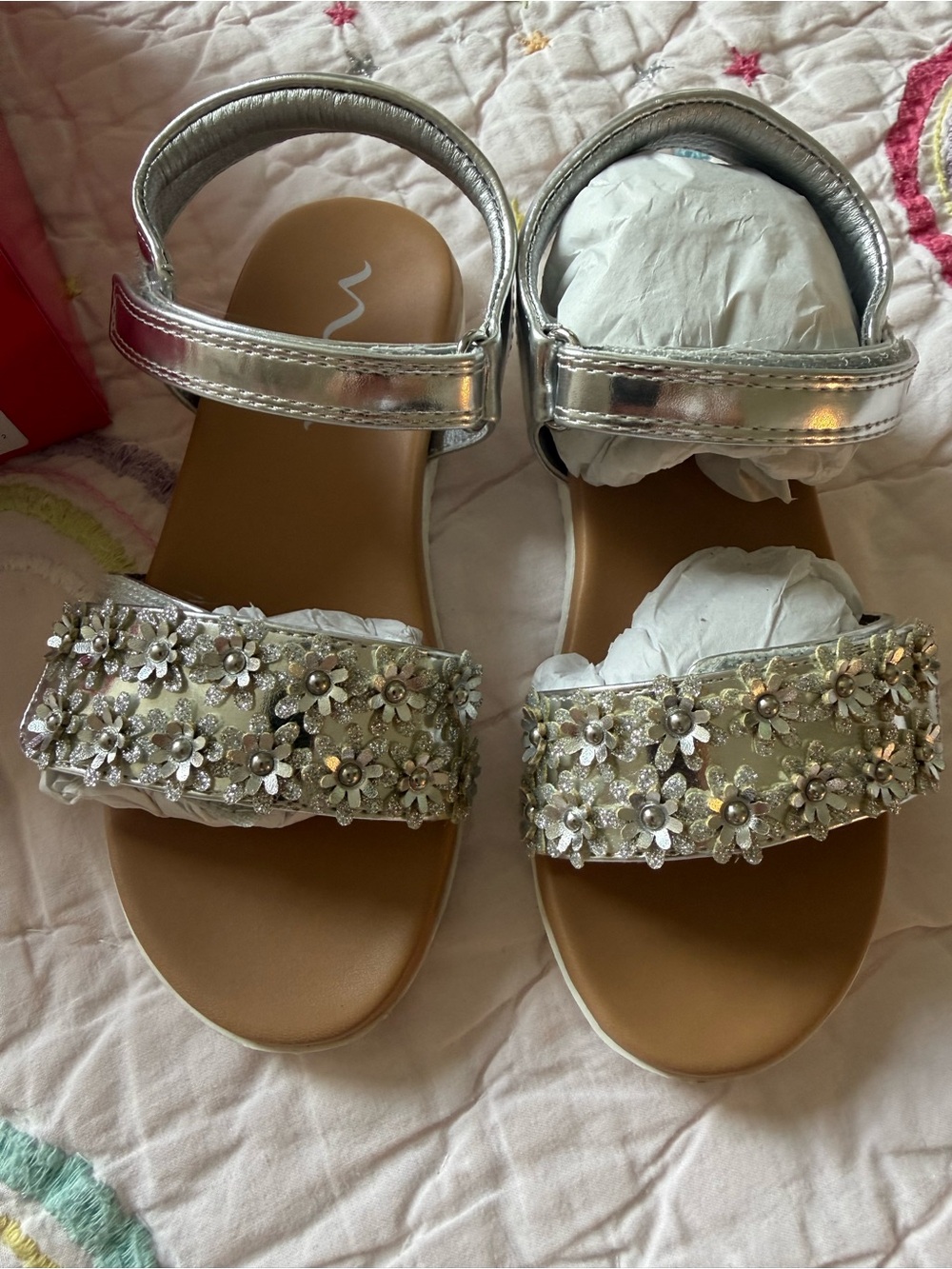 Beautiful NWT Nina Silver Floral Jewel Girls' Sandals size 12